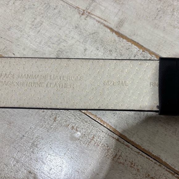 ❤️Chico’s Crystal Boho Leather Belt-M/L - Picture 4 of 4